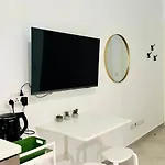Appartement 3 *